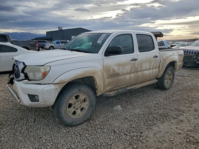 Aukcja sprzedaży 2015 Toyota Tacoma Dou, vin: 3TMLU4EN6FM184637, numer aukcji: 97995445