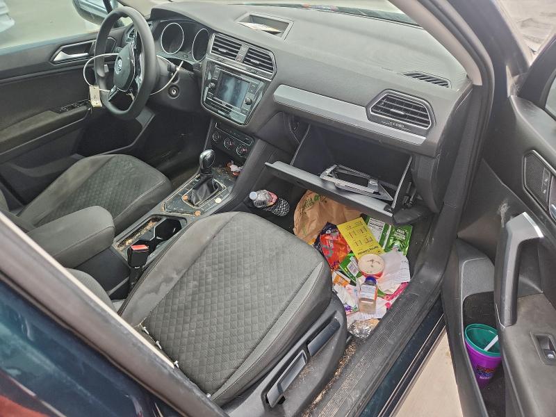 95475085 :رقم المزاد ، 3VV1B7AX6JM191474 vin ، 2018 Volkswagen Tiguan مزاد بيع