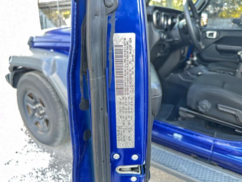 Продажа на аукционе авто 2018 Jeep Wrangler S, vin: 1C4GJXAG2JW280163, номер лота: 95744265