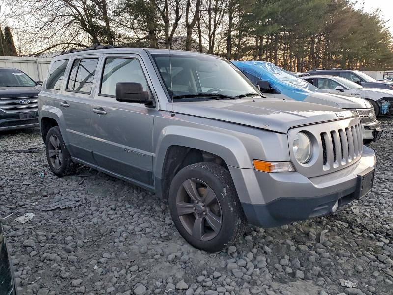 95581915 :رقم المزاد ، 1C4NJRFB3FD249359 vin ، 2015 Jeep Patriot مزاد بيع
