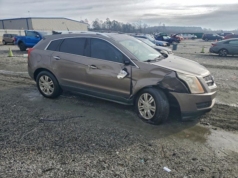 95005585 :رقم المزاد ، 3GYFNAEY3BS638636 vin ، 2011 Cadillac Srx مزاد بيع