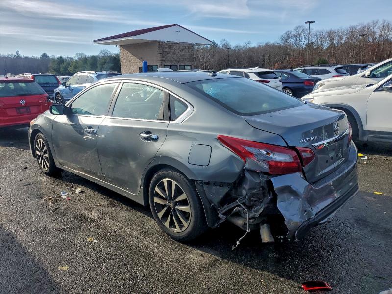 2018 Nissan Altima მანქანა იყიდება აუქციონზე, vin: 1N4AL3AP1JC264388, აუქციონის ნომერი: 56338986