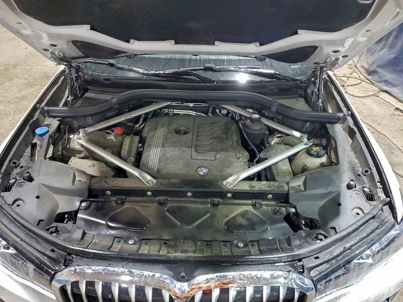 95615245 :رقم المزاد ، 5UXCW2C01N9K38170 vin ، 2022 Bmw X7 مزاد بيع