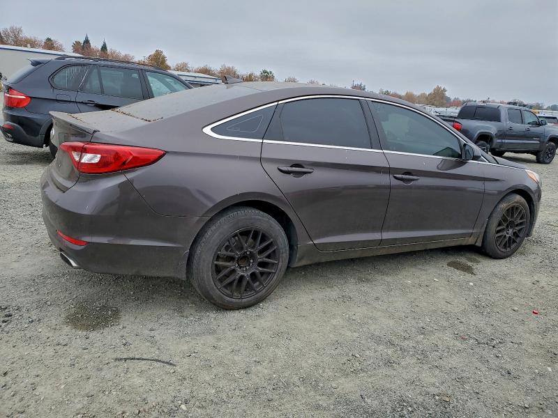 95716345 :رقم المزاد ، 5NPE24AF1FH228451 vin ، 2015 Hyundai Sonata مزاد بيع
