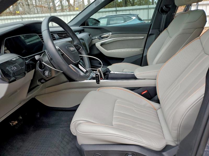 Продажа на аукционе авто 2024 Audi Q8 E-tron, vin: WA16AAGE1RB040470, номер лота: 97819055