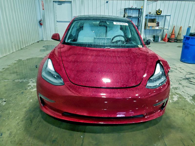 96305845 :رقم المزاد ، 5YJ3E1EB2MF032552 vin ، 2021 Tesla Model 3 مزاد بيع