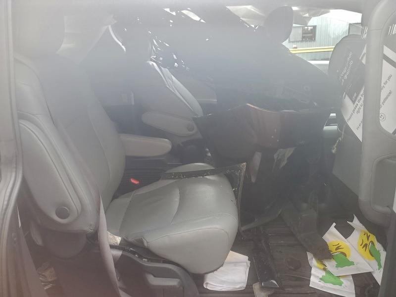Продажа на аукционе авто 2023 Toyota Sienna, vin: 5TDJSKFC3PS103772, номер лота: 95927275