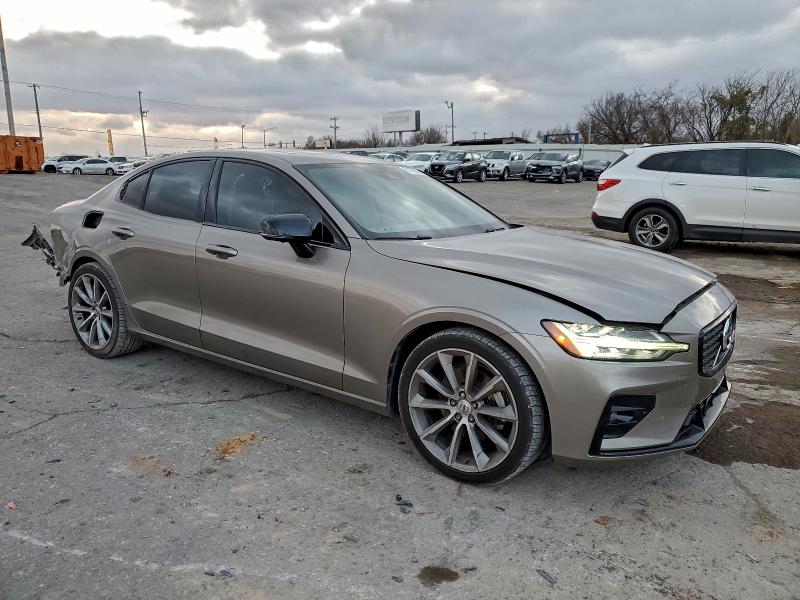 2021 Volvo S60 მანქანა იყიდება აუქციონზე, vin: 7JR102FZ4MG118346, აუქციონის ნომერი: 91250375