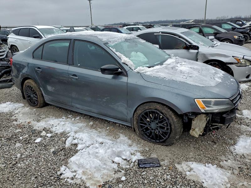 95532945 :رقم المزاد ، 3VWB07AJ5FM285032 vin ، 2015 Volkswagen Jetta مزاد بيع