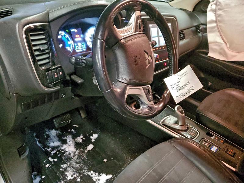 Продажа на аукционе авто 2022 Mitsubishi Outlander, vin: JA4J2VA71NZ611739, номер лота: 97181095