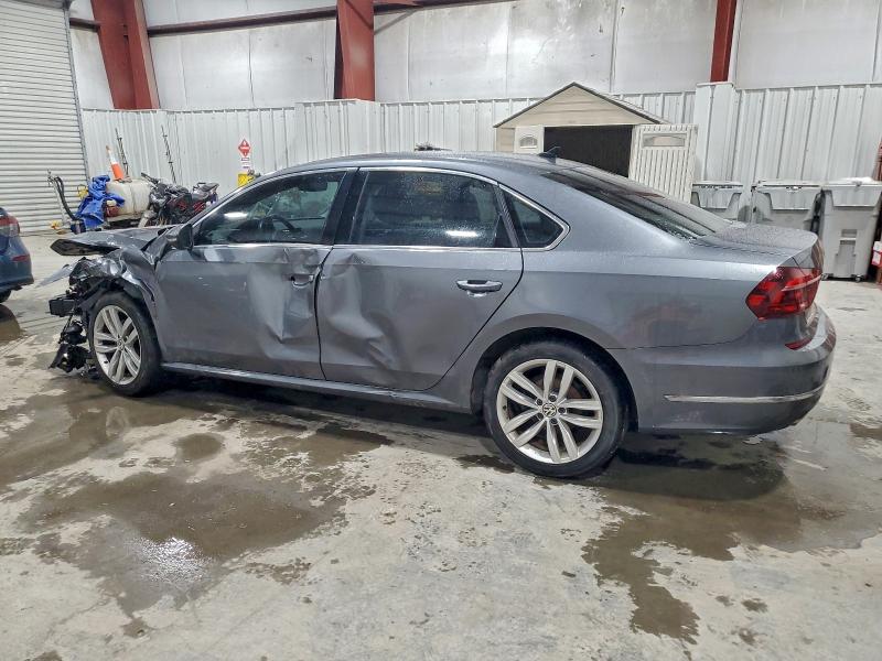 96259065 :رقم المزاد ، 1VWBA7A31JC021878 vin ، 2018 Volkswagen Passat مزاد بيع