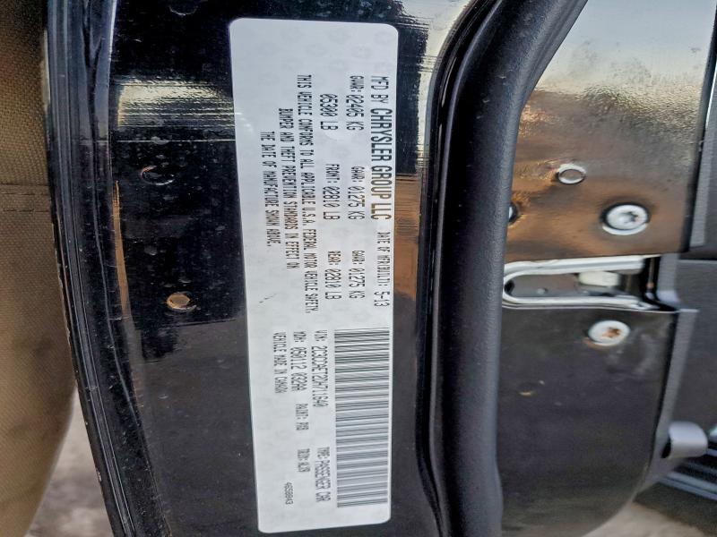 94677195 :رقم المزاد ، 2C3CCAET2DH711640 vin ، 2013 Chrysler 300c مزاد بيع