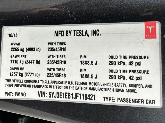 99081765 :رقم المزاد ، 5YJ3E1EB1JF119421 vin ، 2018 Tesla Model 3 مزاد بيع