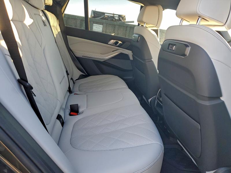 96874825 :رقم المزاد ، 5UX23EU05S9W72060 vin ، 2025 Bmw X5 مزاد بيع