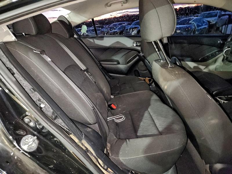 2016 Kia Forte მანქანა იყიდება აუქციონზე, vin: KNAFK4A62G5621331, აუქციონის ნომერი: 96012665