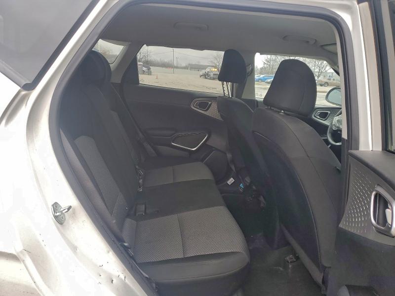 96210205 :رقم المزاد ، KNDJ23AU9P7215606 vin ، 2023 Kia Soul مزاد بيع