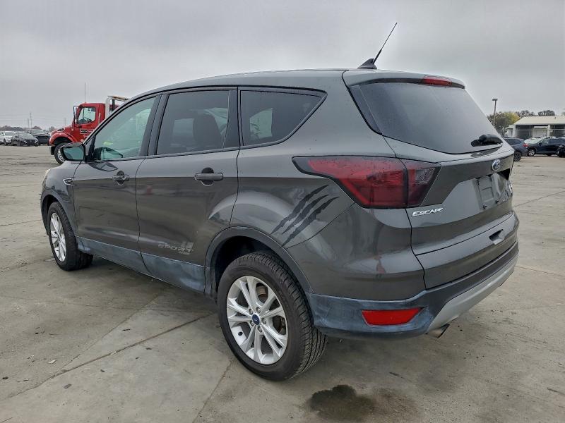 Продажа на аукционе авто 2019 Ford Escape Se, vin: 1FMCU0GD3KUA27033, номер лота: 95458755
