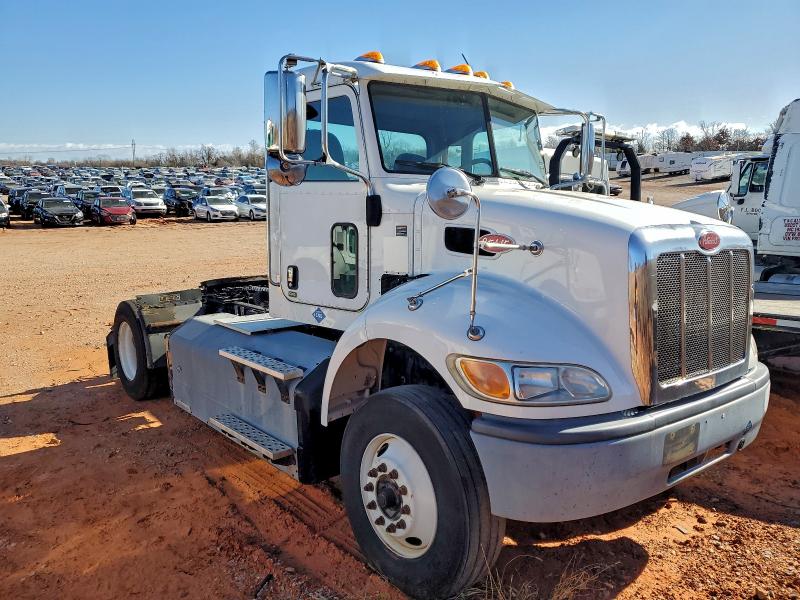 Продаж на аукціоні авто 2017 Peterbilt 348, vin: 1NP3A28X6HD421516, номер лоту: 93059455