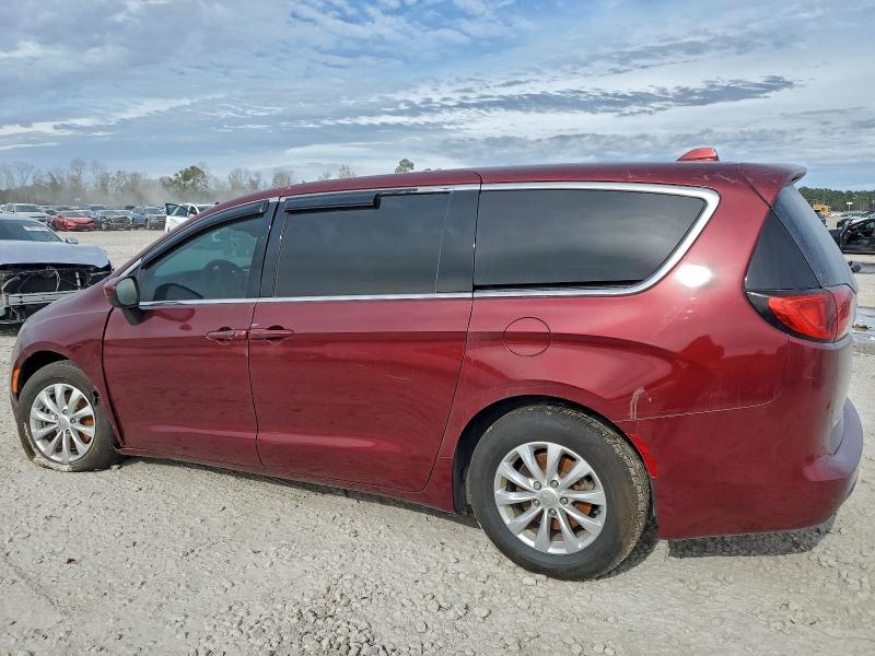 98803115 :رقم المزاد ، 2C4RC1DG7HR638307 vin ، 2017 Chrysler Pacifica T مزاد بيع