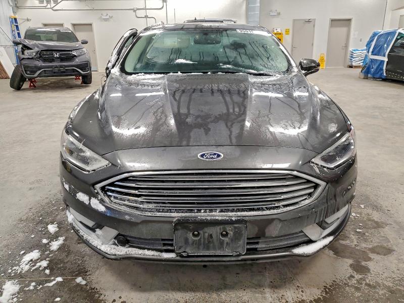 95515955 :رقم المزاد ، 3FA6P0LU4HR147881 vin ، 2017 Ford Fusion مزاد بيع