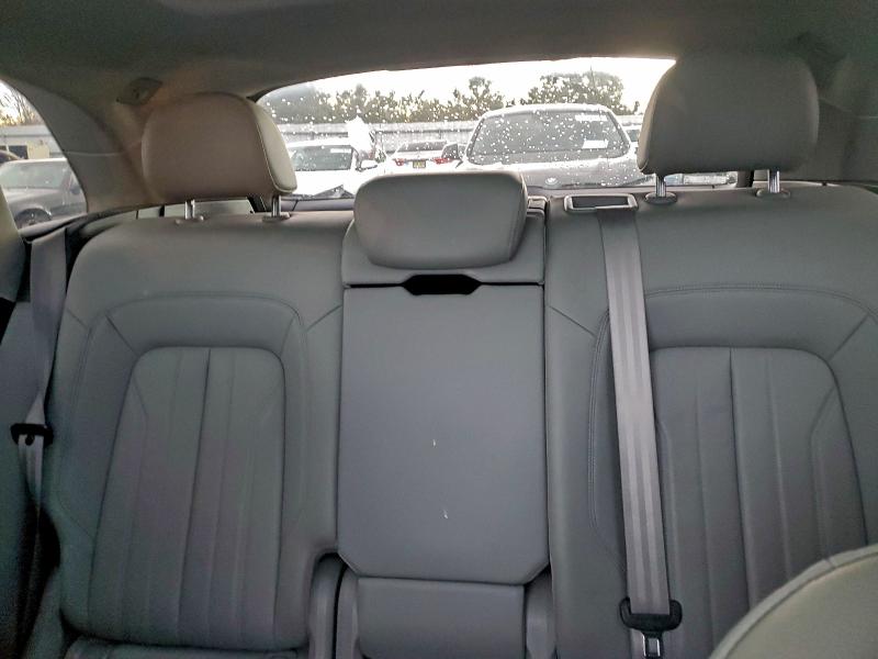 Продажа на аукционе авто 2018 Audi Q5, vin: WA1ANAFY3J2152735, номер лота: 97508395