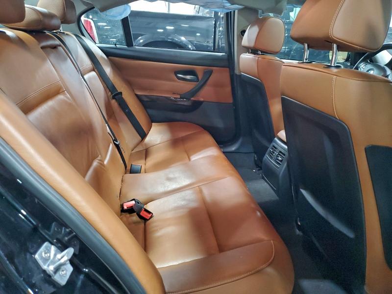 96907995 :رقم المزاد ، WBAPK5G58BNN51772 vin ، 2011 Bmw 328 مزاد بيع