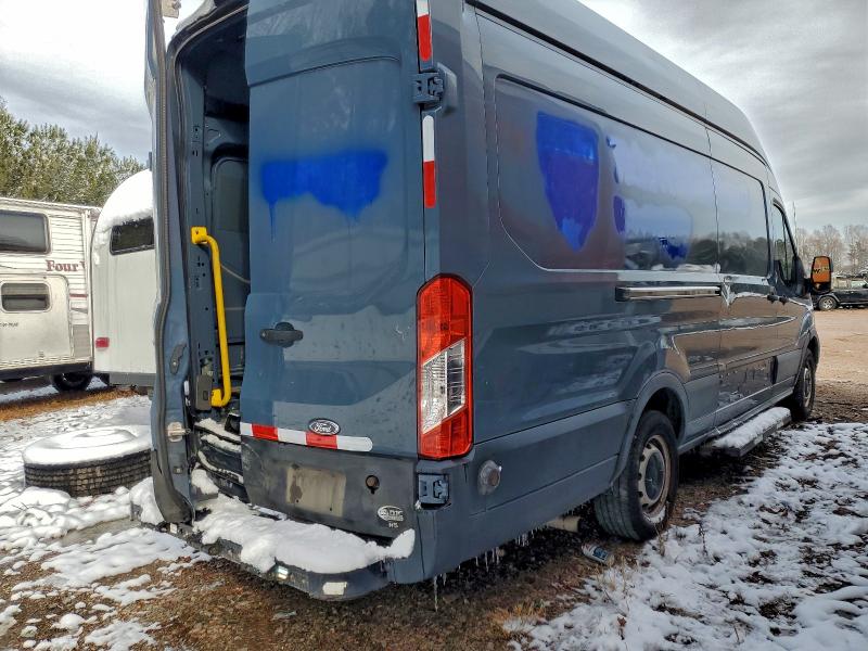 49038606 :رقم المزاد ، 1FTBR3X88LKA87201 vin ، 2020 Ford Transit مزاد بيع