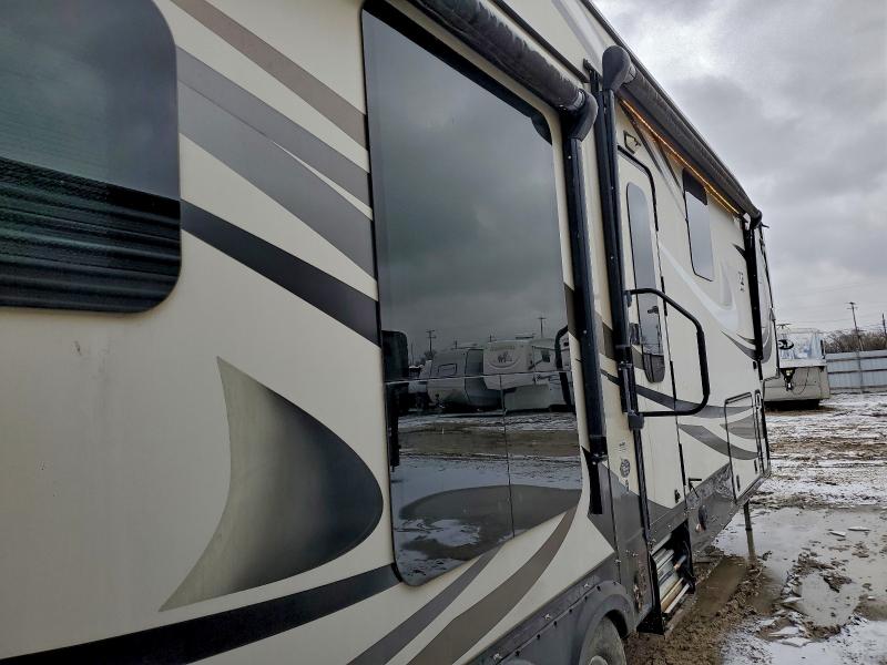 Aukcja sprzedaży 2017 Jayco Pinnacle, vin: 1UJCJ0BV2H1RG0165, numer aukcji: 94118285