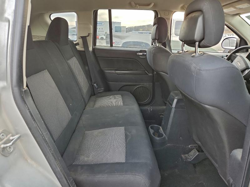 2010 Jeep Compass Sp მანქანა იყიდება აუქციონზე, vin: 1J4NT4FB6AD554211, აუქციონის ნომერი: 97282545