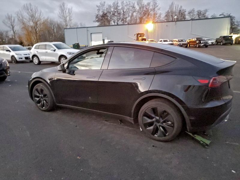 2025 Tesla Model Y მანქანა იყიდება აუქციონზე, vin: 7SAYGDEE8SF299108, აუქციონის ნომერი: 92218415