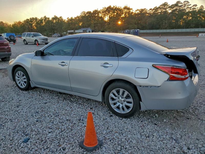 2013 Nissan Altima მანქანა იყიდება აუქციონზე, vin: 1N4AL3AP6DN586470, აუქციონის ნომერი: 98079435