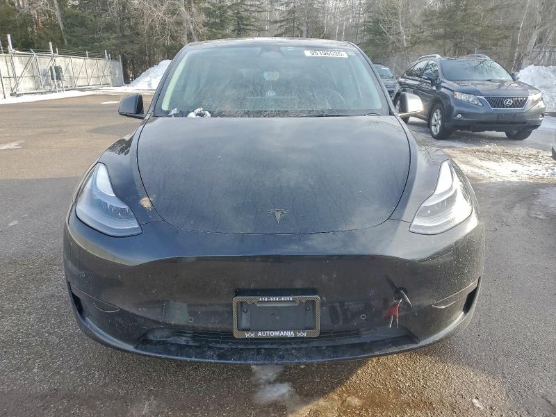 Auction sale of the 2022 Tesla Model Y, vin: 7SAYGDEF3NF518974, lot number: 95196535