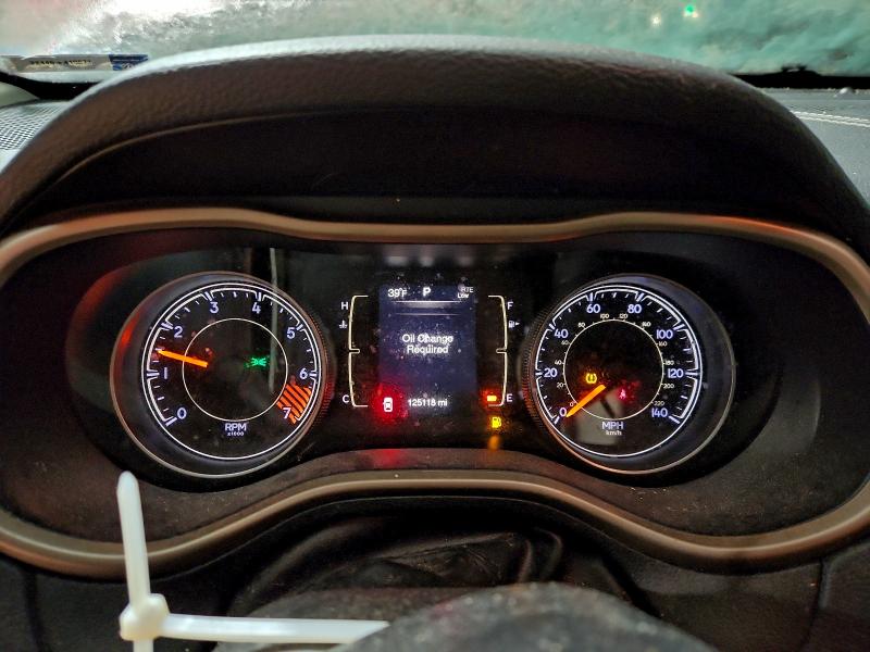 97829845 :رقم المزاد ، 1C4PJLCB5FW695236 vin ، 2015 Jeep Cherokee مزاد بيع