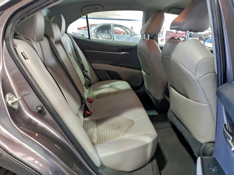 96549635 :رقم المزاد ، 4T1B11HK4KU805492 vin ، 2019 Toyota Camry مزاد بيع