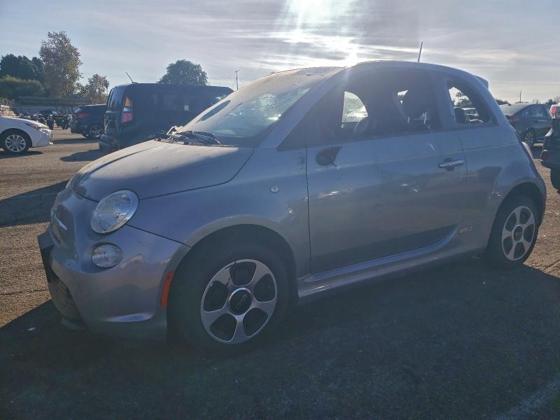 94943805 :رقم المزاد ، 3C3CFFGEXGT125735 vin ، 2016 Fiat 500 مزاد بيع
