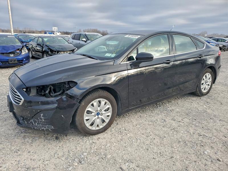 96180305 :رقم المزاد ، 3FA6P0G70KR217808 vin ، 2019 Ford Fusion مزاد بيع