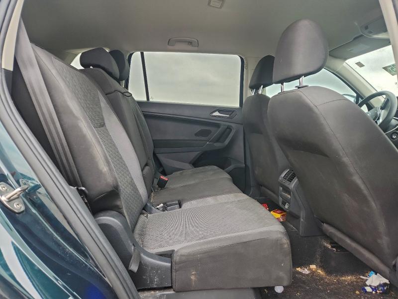 95475085 :رقم المزاد ، 3VV1B7AX6JM191474 vin ، 2018 Volkswagen Tiguan مزاد بيع