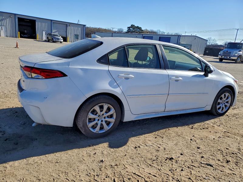 97306175 :رقم المزاد ، JTDEPMAEXMJ138793 vin ، 2021 Toyota Corolla Le مزاد بيع