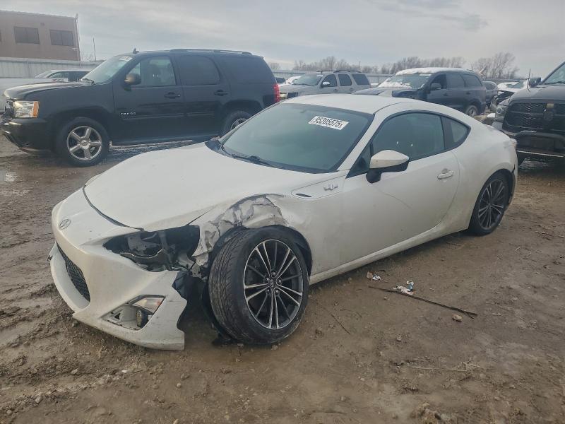 95205575 :رقم المزاد ، JF1ZNAA17G8705210 vin ، 2016 Toyota Scion Fr-s مزاد بيع