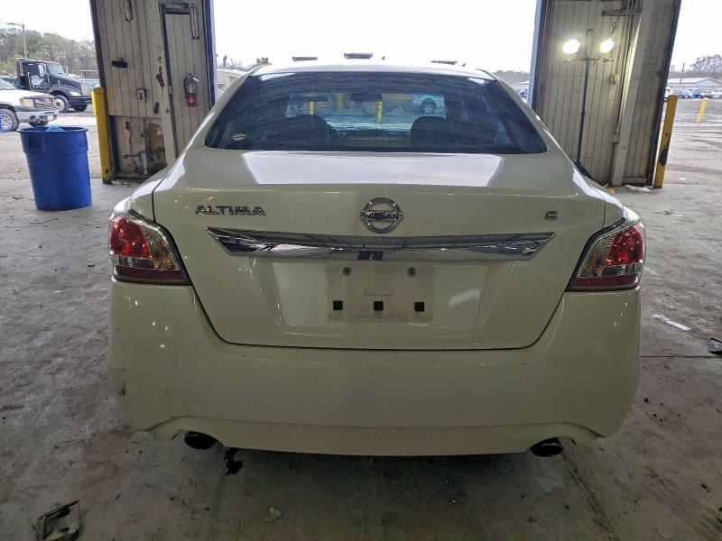 2015 Nissan Altima მანქანა იყიდება აუქციონზე, vin: 1N4AL3AP0FC221278, აუქციონის ნომერი: 95543155