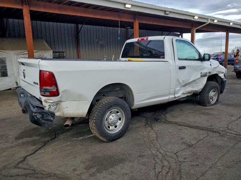 96390835 :رقم المزاد ، 3C6MR5AJ9JG332129 vin ، 2018 Ram 2500 مزاد بيع