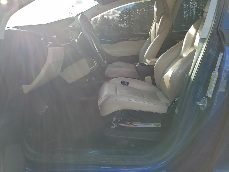 94463905 :رقم المزاد ، 5YJXCAE22GF005170 vin ، 2016 Tesla Model X مزاد بيع