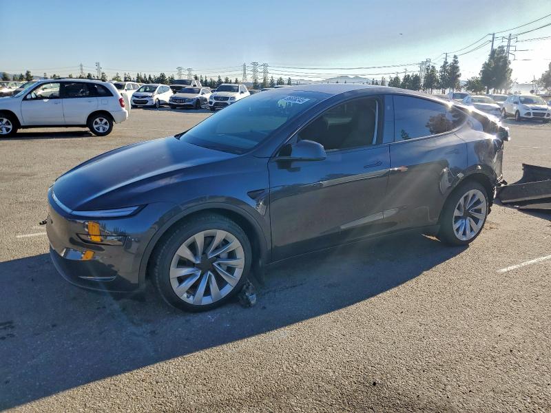 2026 Tesla Model Y მანქანა იყიდება აუქციონზე, vin: 7SAYGDEE2TF367761, აუქციონის ნომერი: 96608245