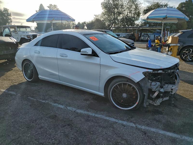 Продаж на аукціоні авто 2015 Mercedes-benz Cla, vin: WDDSJ4EB5FN213437, номер лоту: 97917015