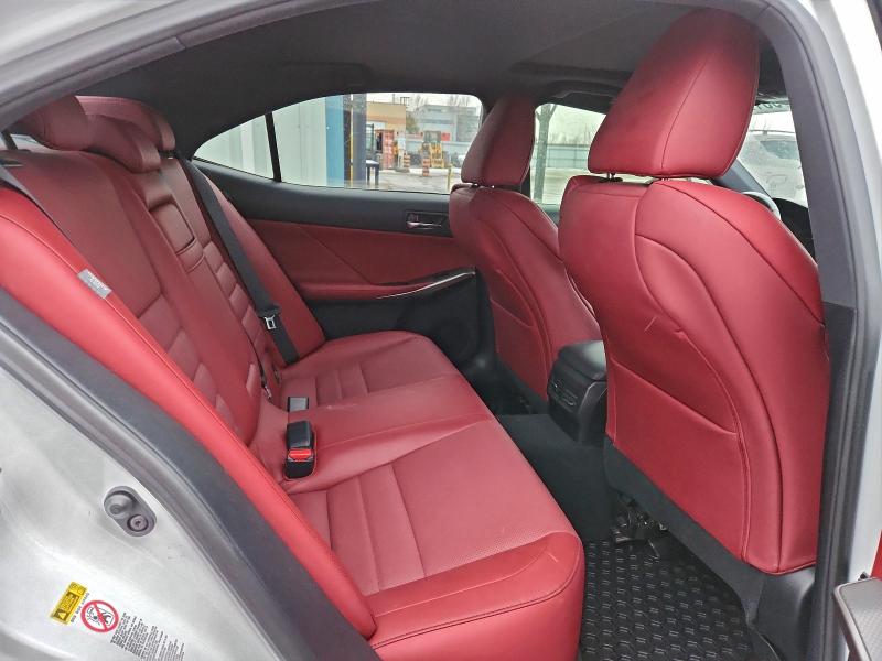 95173305 :رقم المزاد ، JTHCM1D21G5013015 vin ، 2016 Lexus Is 300 مزاد بيع