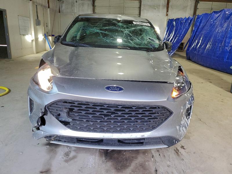 97286775 :رقم المزاد ، 1FMCU9F60NUB37100 vin ، 2022 Ford Escape مزاد بيع