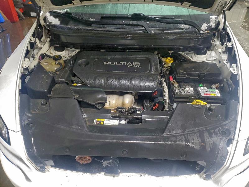 95276935 :رقم المزاد ، 1C4PJLCB0FW657560 vin ، 2015 Jeep Cherokee مزاد بيع