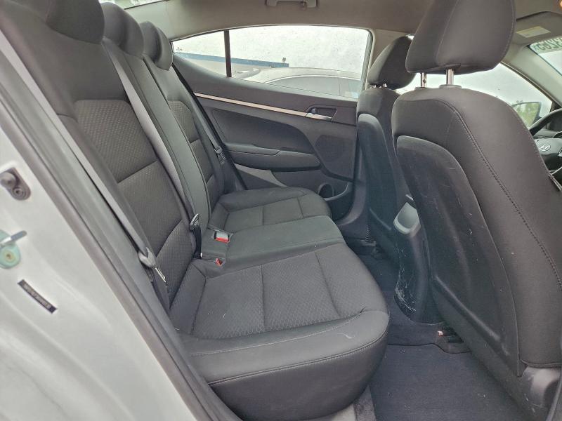 98393265 :رقم المزاد ، 5NPD74LF5KH440130 vin ، 2019 Hyundai Elantra Se مزاد بيع