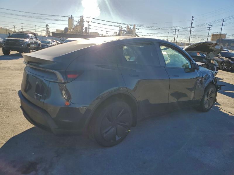 95700665 :رقم المزاد ، 7SAYGDEE0TF457636 vin ، 2026 Tesla Model Y مزاد بيع