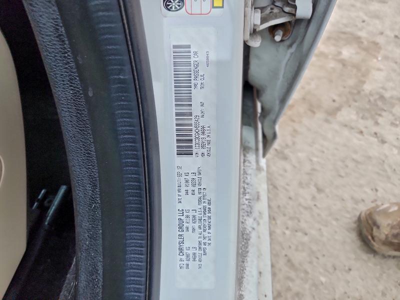 97876685 :رقم المزاد ، 1C3CCBCGXDN555429 vin ، 2013 Chrysler 200 مزاد بيع